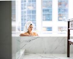 Hyatt Vancouver Downtown Alberni