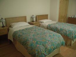 Groarty House & Manor B&B