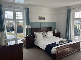 Gwyndra House B&B