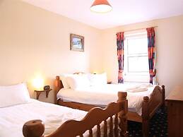 Twin Lions Hotel