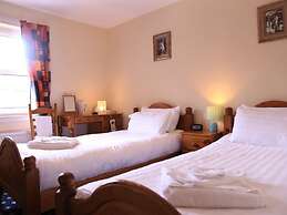 Twin Lions Hotel