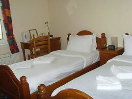 Twin Lions Hotel