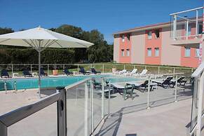 CIT’HOTEL LES ALIZES