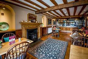 The Longboat Inn
