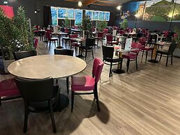 Cit'Hotel Restaurant Bowling de Millau