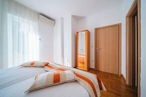 Pervanovo Apartments
