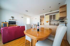 Pervanovo Apartments