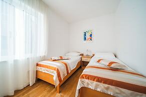 Pervanovo Apartments