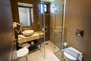 Ledra Maleme Hotel