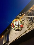 The Globe Inn
