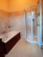 Hotel Manoir de Mathan