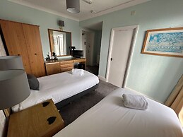Swn Y Mor Hotel