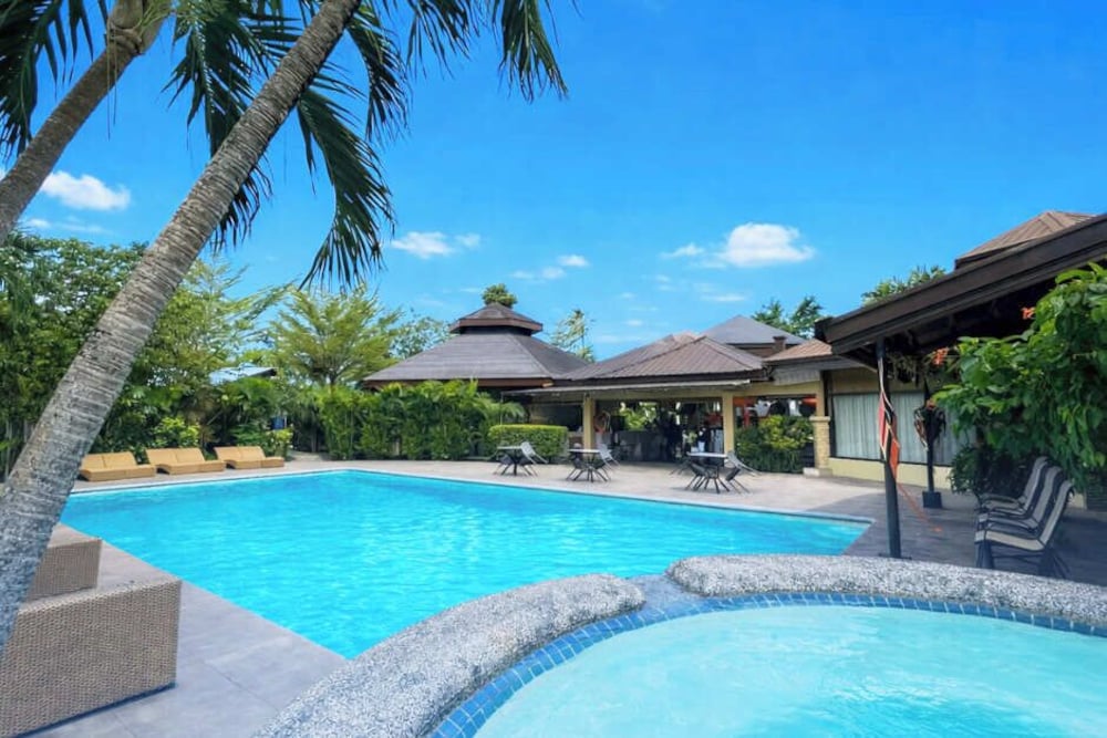 Alta Cebu Resort Mactan powered by Cocotel