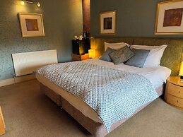 The Old Orleton Inn