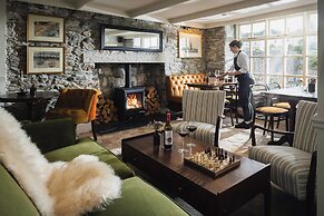 Pier House