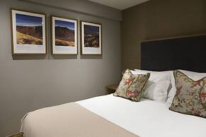 Queens Head Hotel