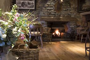 Queens Head Hotel
