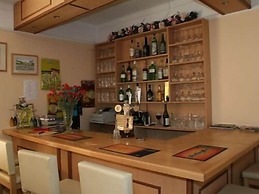 Lyme Bay House