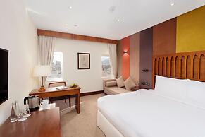 Al Falaj Hotel