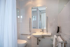 Four Points Flex by Sheraton Cardiff