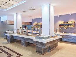 Comer Kinetta Beach