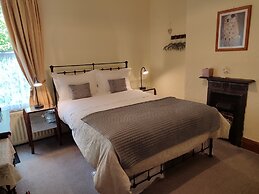 Anton Guest House B&B