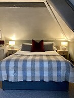 Bridge House Hotel