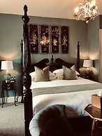 Bridge House Hotel