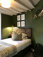 Bridge House Hotel