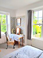 The Countryman Hotel