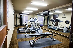 Best Western Plus Dartmouth Hotel & Suites