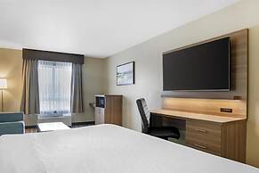 Best Western Plus Dartmouth Hotel & Suites