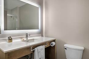 Best Western Plus Dartmouth Hotel & Suites