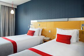 Holiday Inn Express London-Epsom Downs by IHG