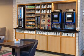 Holiday Inn Express London-Epsom Downs by IHG