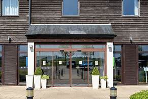 Holiday Inn Express London-Epsom Downs by IHG