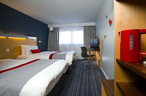 Holiday Inn Express London-Epsom Downs by IHG