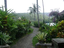 Taman Bebek Resort & Spa