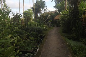 Taman Bebek Resort & Spa