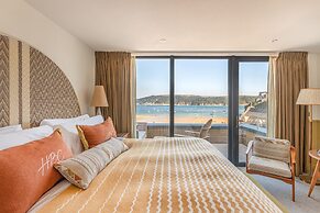 Harbour Beach Club & Hotel