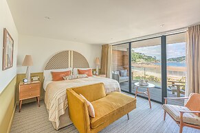 Harbour Beach Club & Hotel