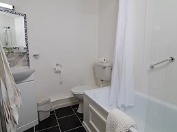 The Mount Pleasant Hotel