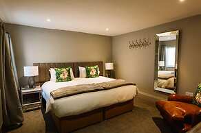 Bampton Townhouse