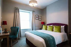 Bampton Townhouse
