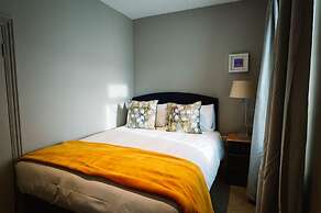 Bampton Townhouse