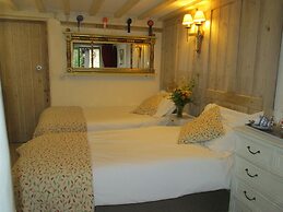 Alnwick Lodge