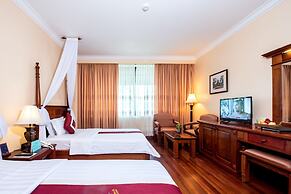 Pacific Hotel & Spa