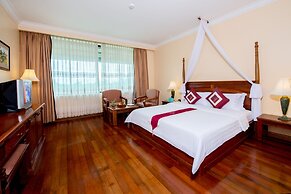 Pacific Hotel & Spa