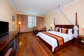 Pacific Hotel & Spa