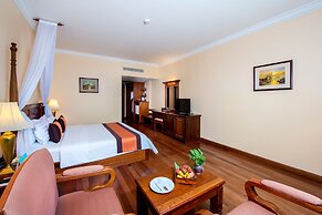 Pacific Hotel & Spa